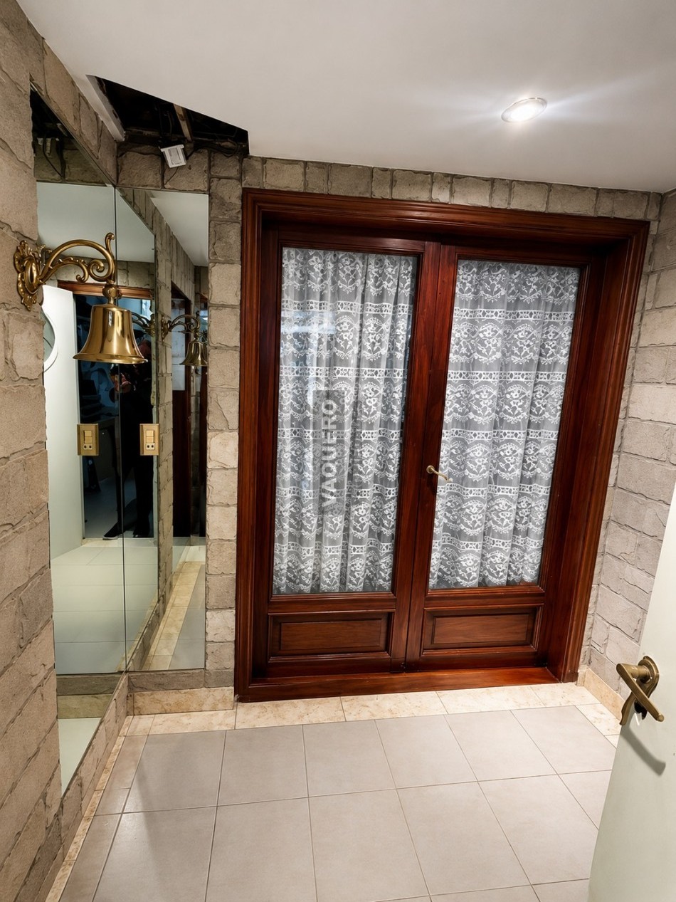 LOCAL MAS VIVIENDA