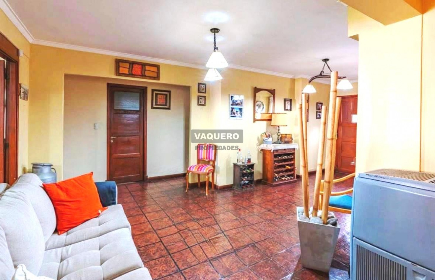 CHALET ZONA CENTRO GUEMES