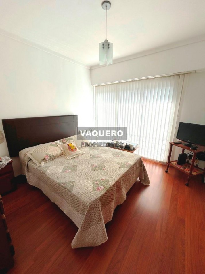 EXCELENTE CHALET ZONA GUEMES
