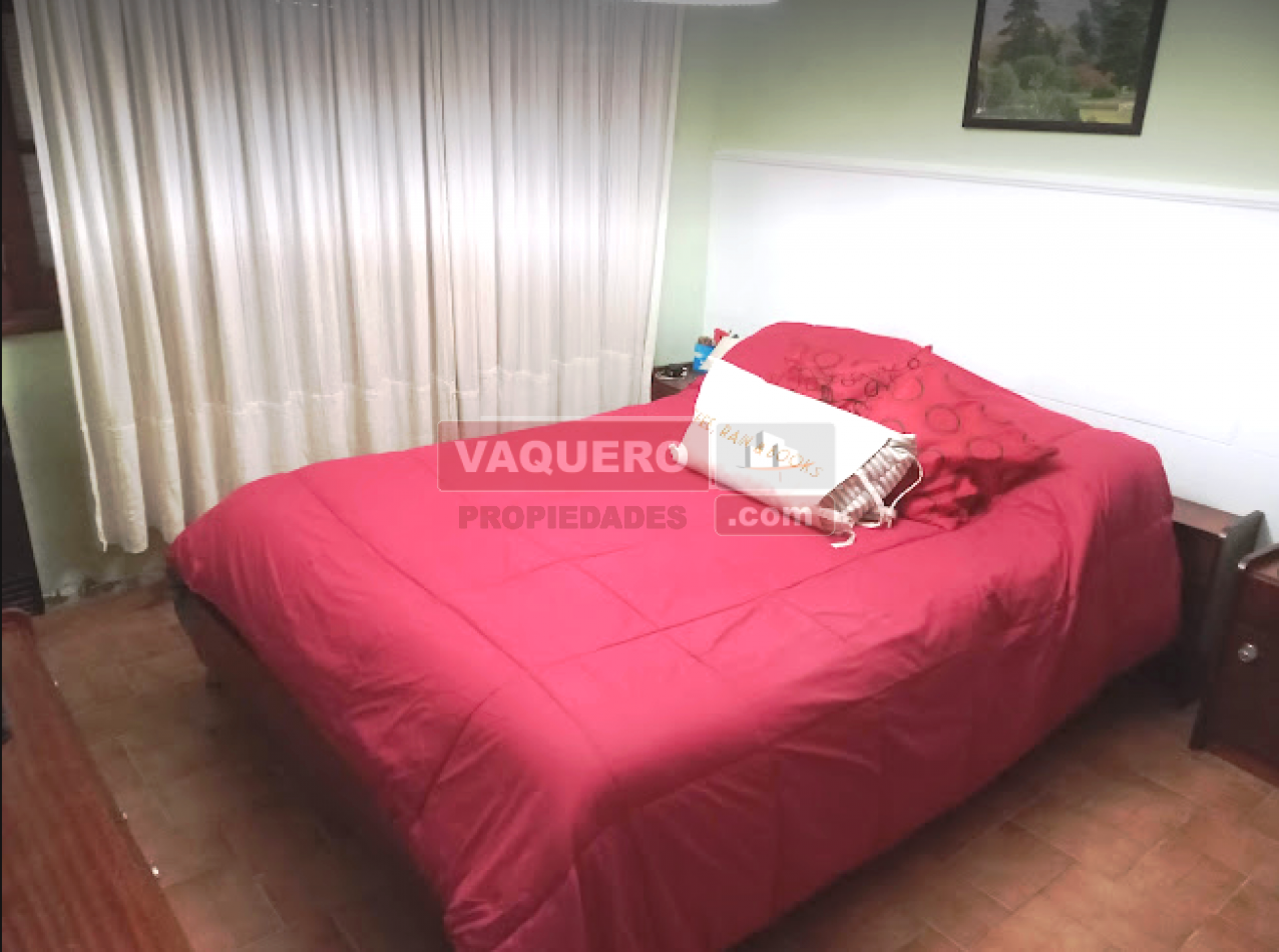 CHALET EN PARQUE LURO