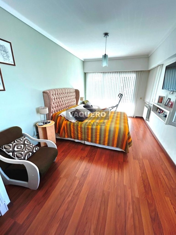 EXCELENTE CHALET ZONA GUEMES
