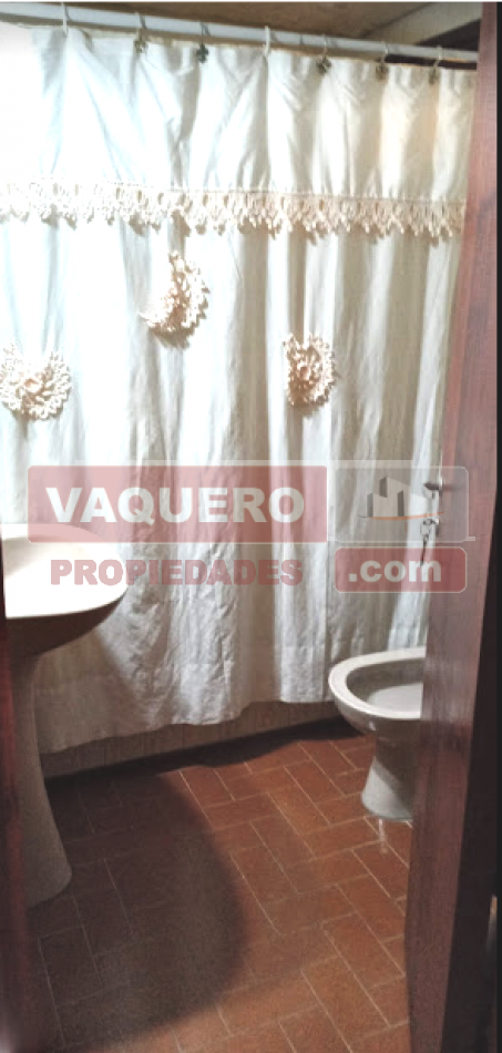 CHALET EN PARQUE LURO