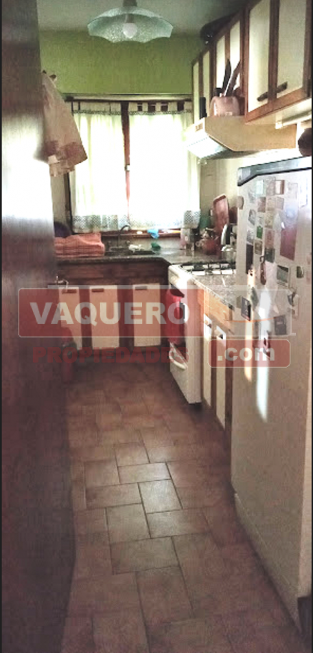 CHALET EN PARQUE LURO