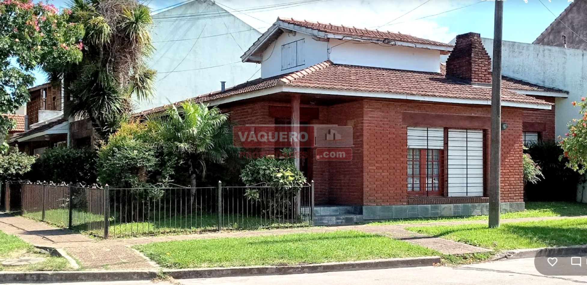 CHALET EN PARQUE LURO